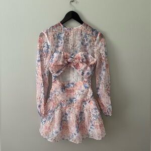The Solo Dress in Romance Patch Print
Atoir